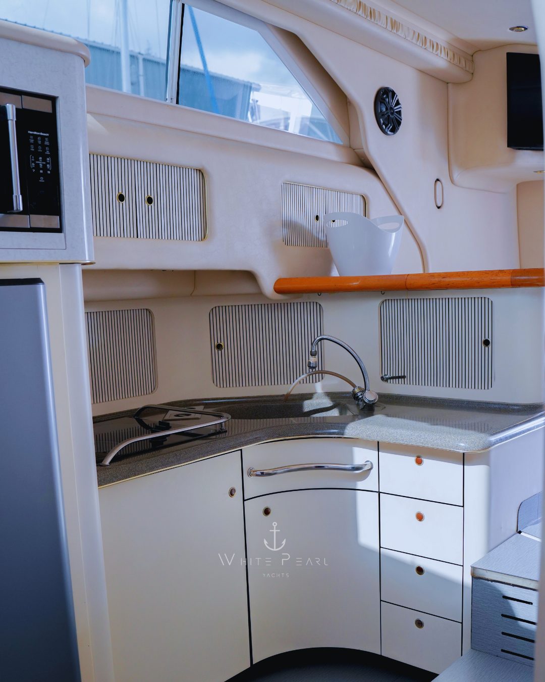 Sea Ray 50 2